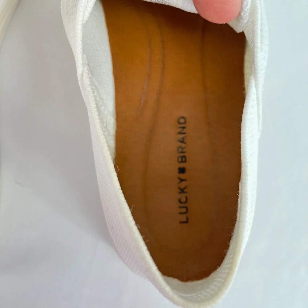 Lucky Brand excellent slip